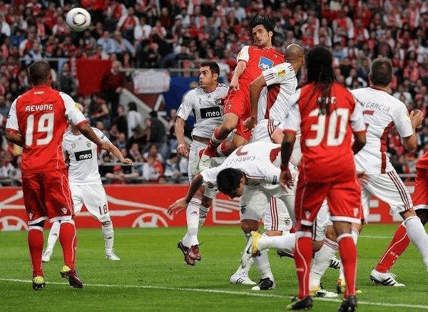 本菲卡力克马竞，格列兹曼乌龙送礼法甲