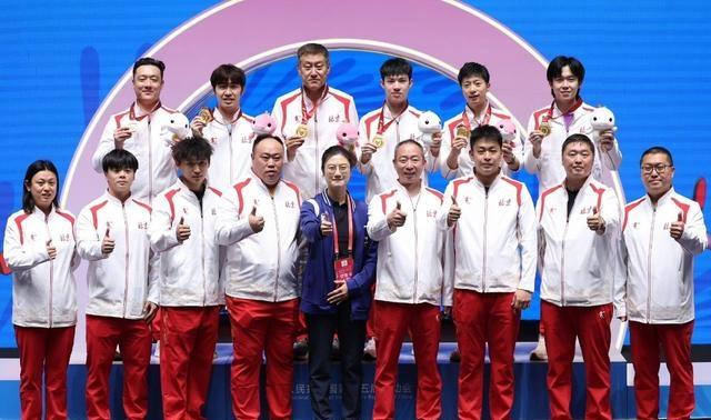 德国队横扫奥地利队，马龙惊艳四座